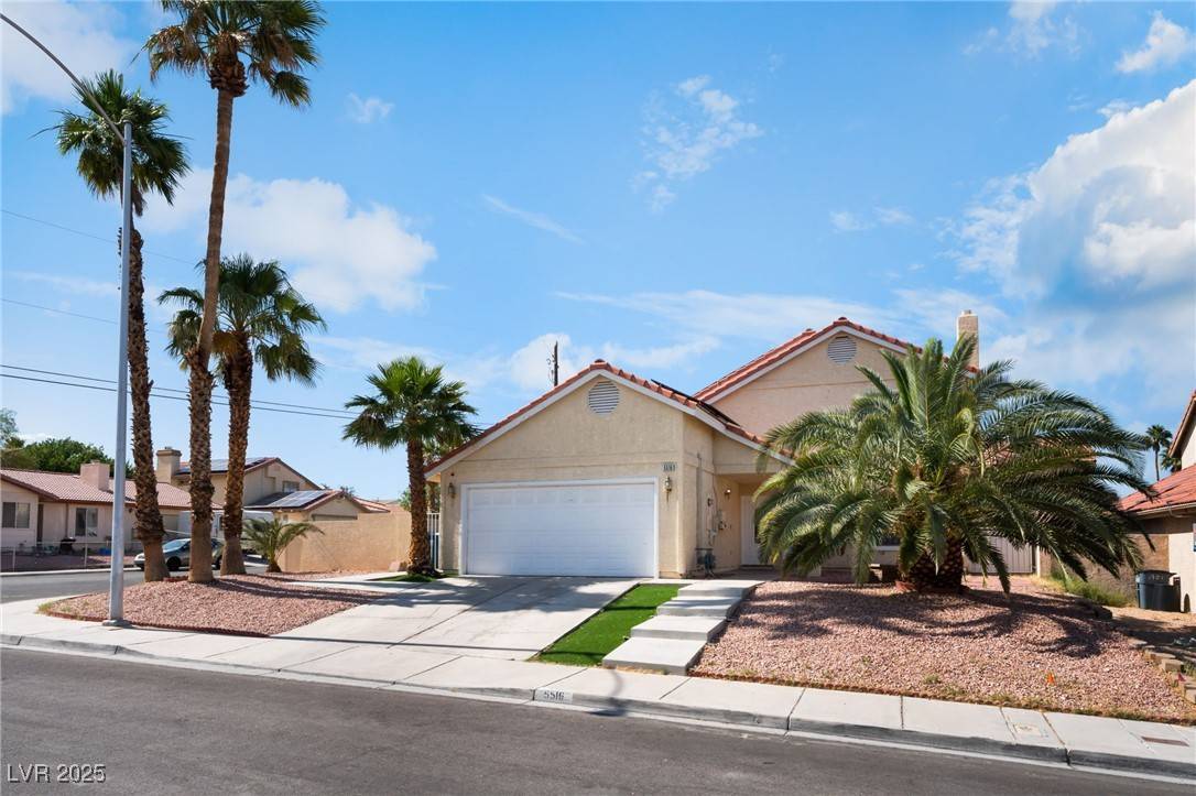 Las Vegas, NV 89107,5516 Cory PL