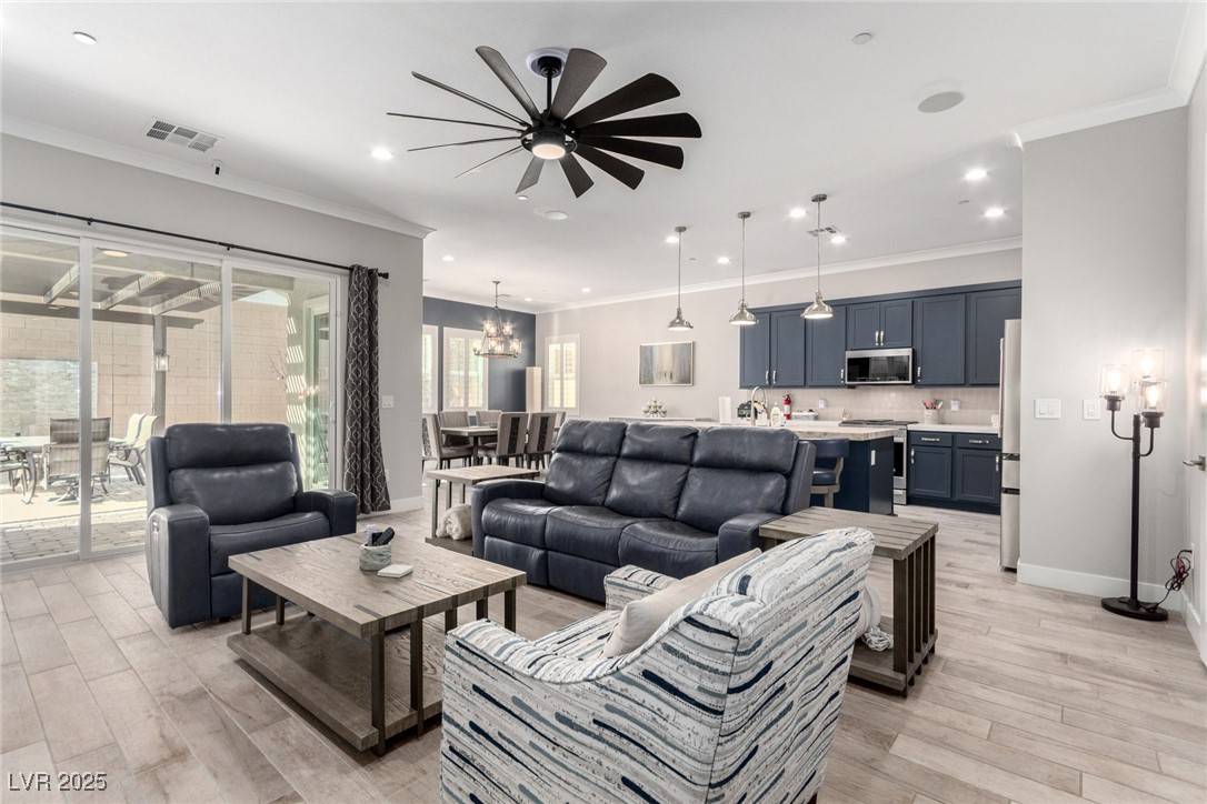 Las Vegas, NV 89166,8941 Indigo Rose ST
