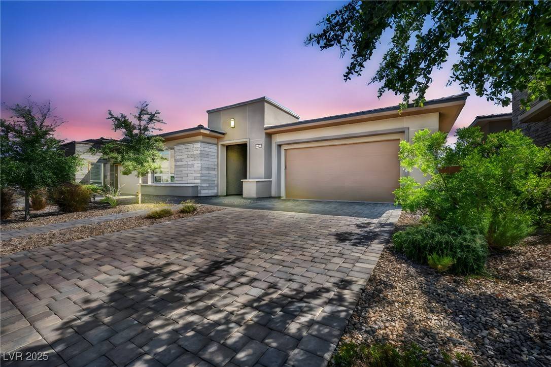 Las Vegas, NV 89148,6684 Regency Stone WAY