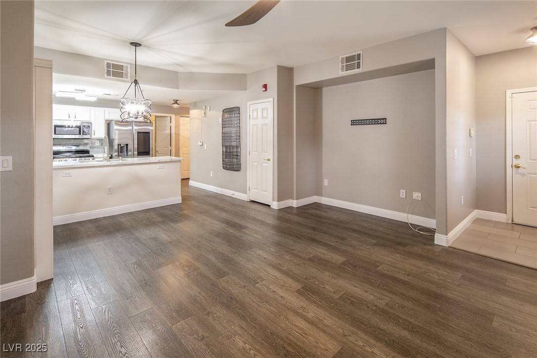 Las Vegas, NV 89129,10291 Delta View CT #101