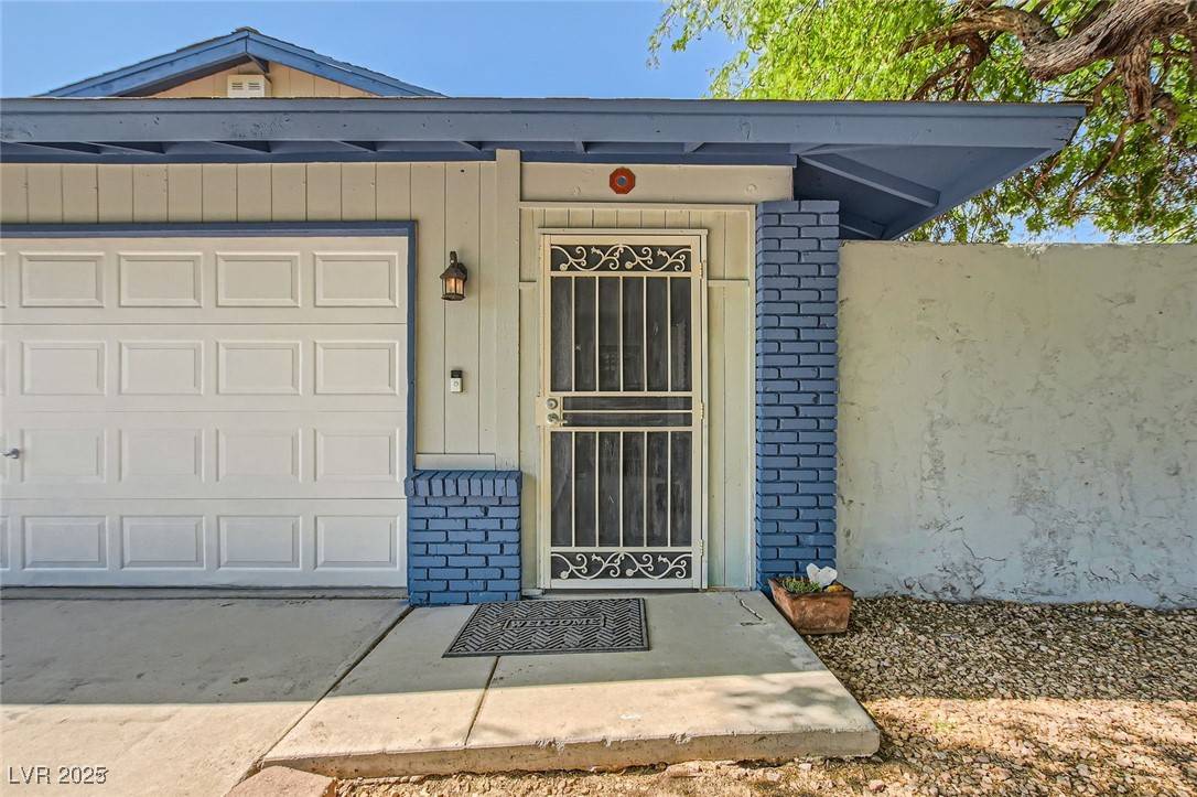 Las Vegas, NV 89108,6309 Miraloma ST
