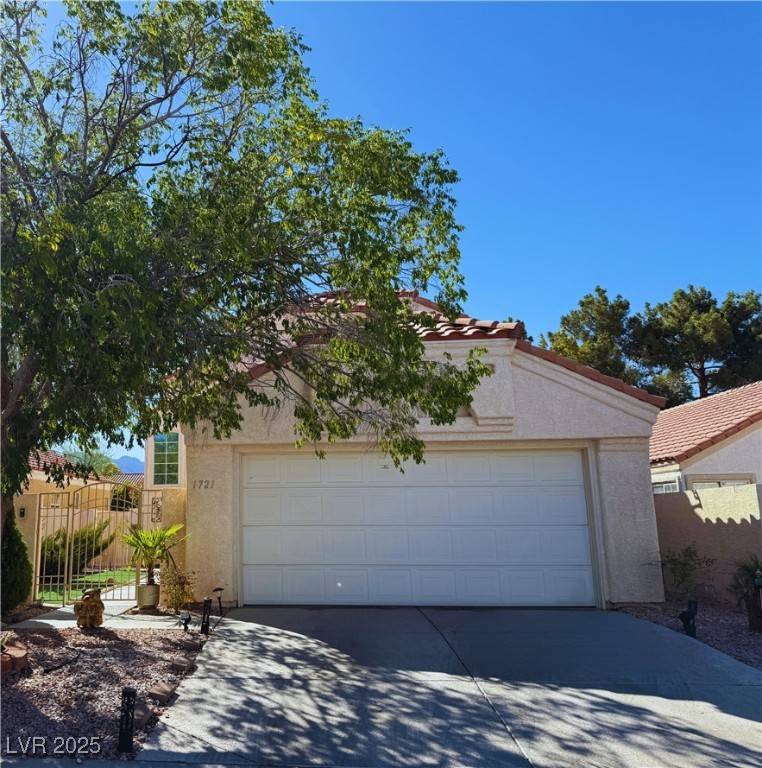 Las Vegas, NV 89117,1721 Derbyshire DR