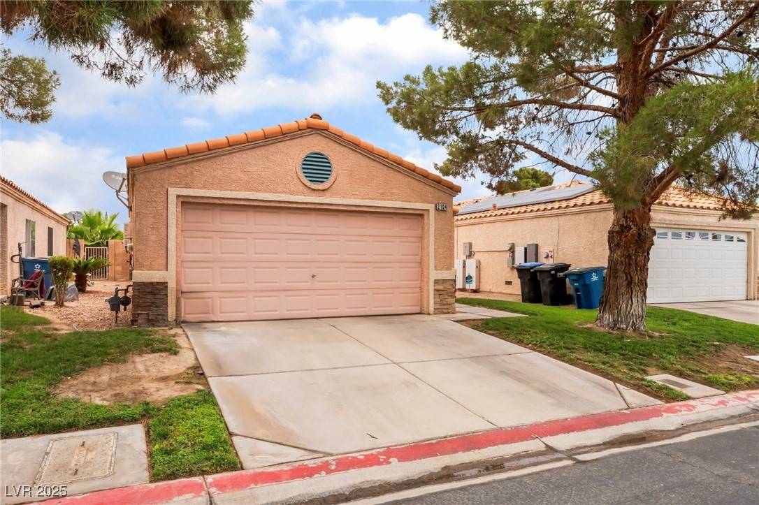 Las Vegas, NV 89106,2104 Kendall Hill AVE