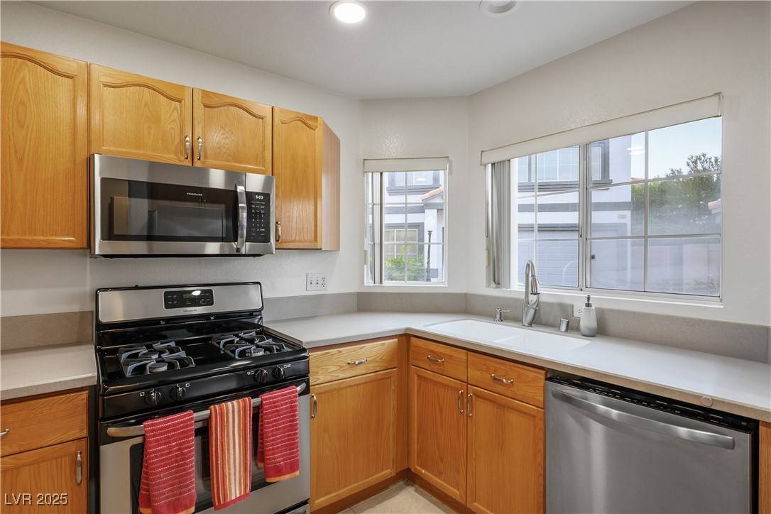 Las Vegas, NV 89129,3331 Cheltenham ST