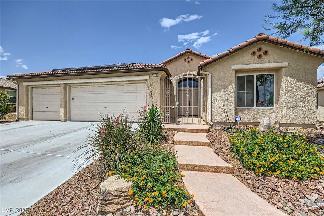 North Las Vegas, NV 89031,3220 W Hammer LN