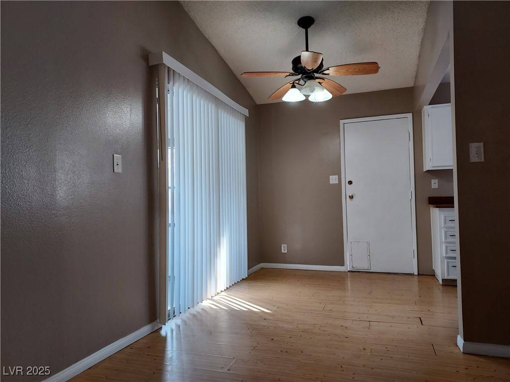 Las Vegas, NV 89156,6831 Legalla LN