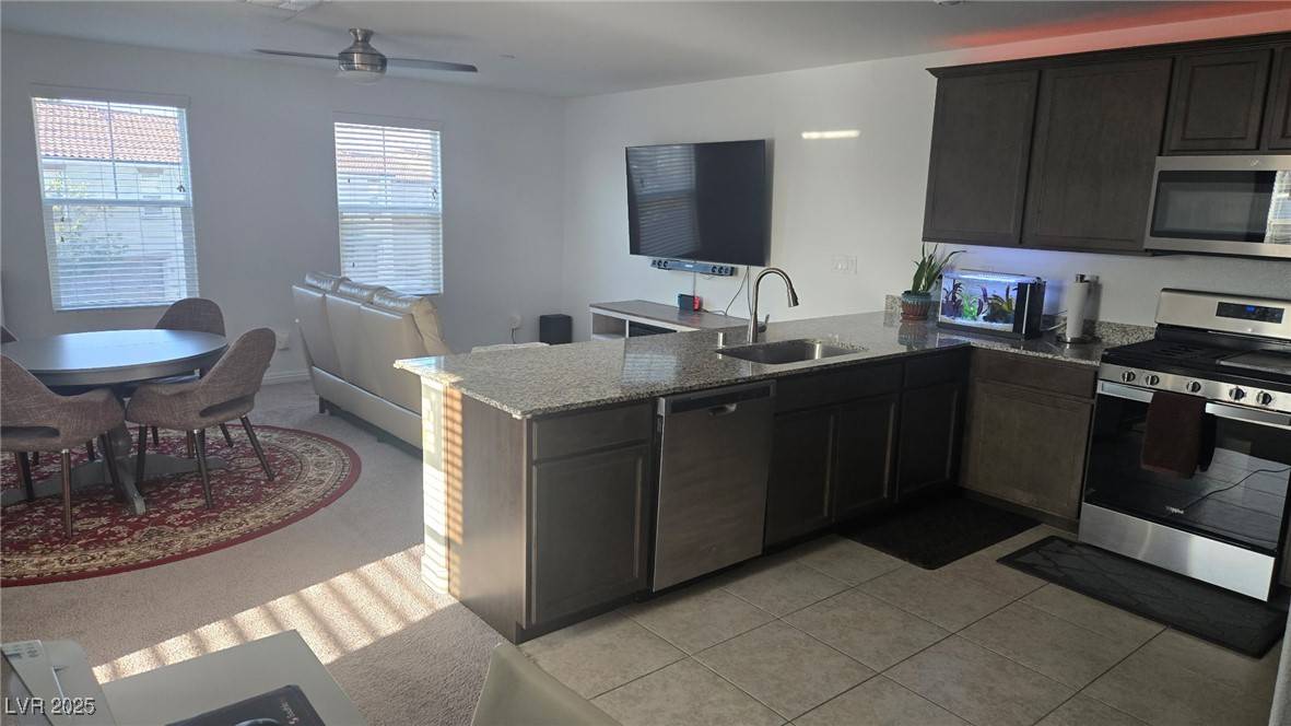 Las Vegas, NV 89115,5209 Silica Chalk AVE