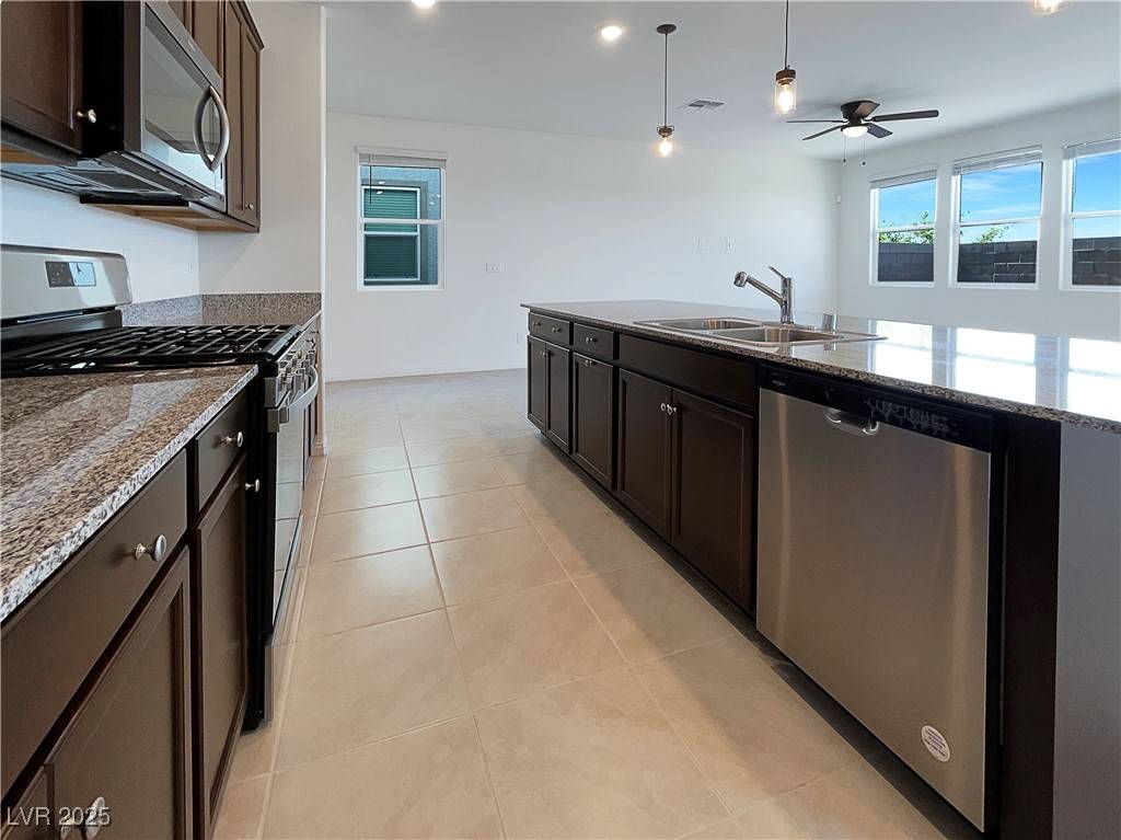 Las Vegas, NV 89113,6918 Dandelion Park AVE