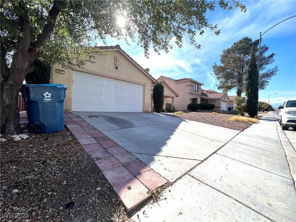 Las Vegas, NV 89147,8051 Yellow Daisy AVE