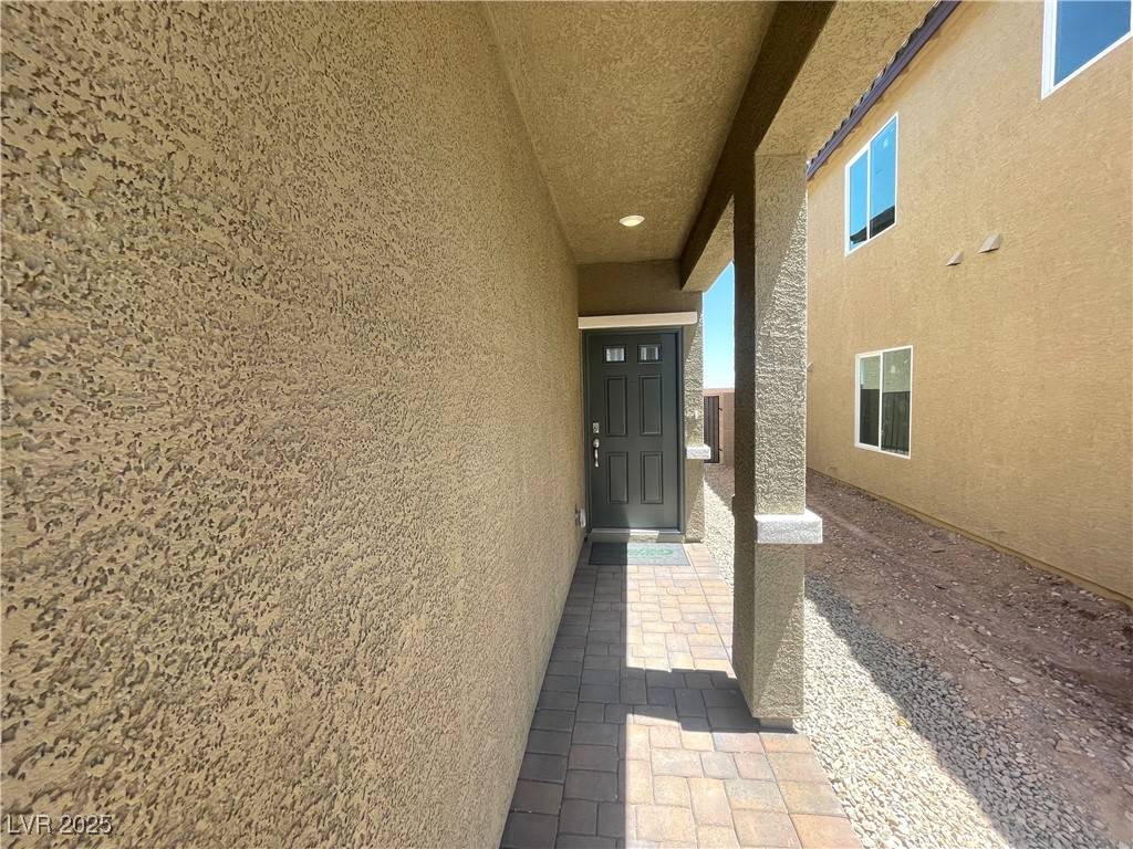 Las Vegas, NV 89178,8982 Pacific Mist ST