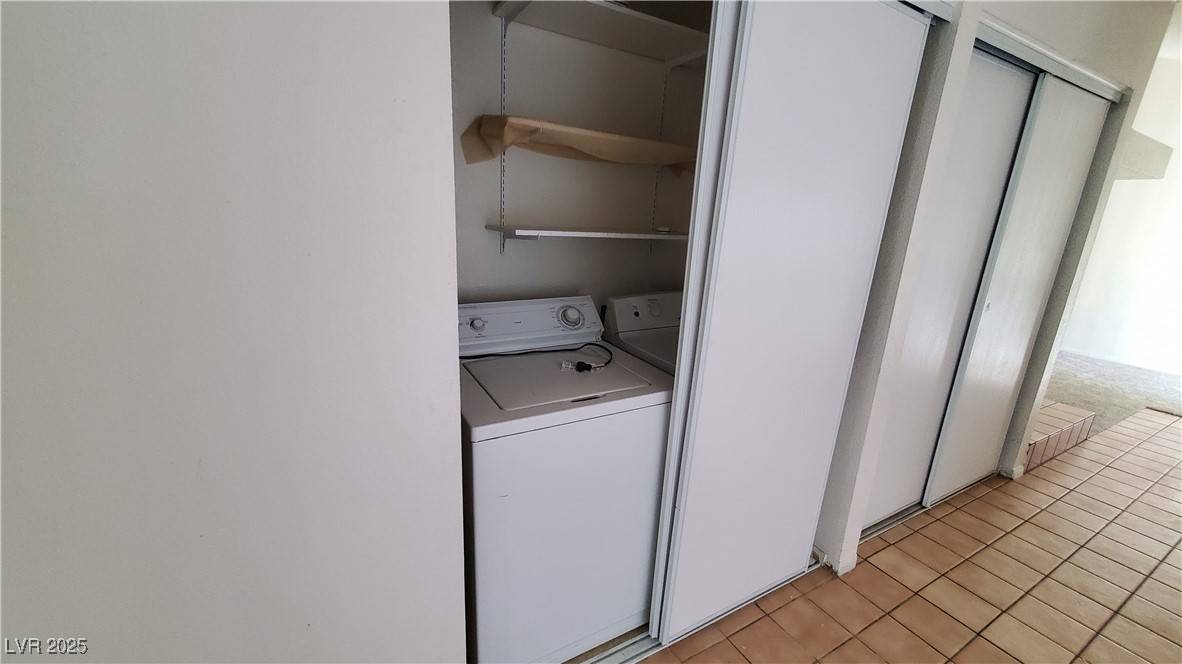 Las Vegas, NV 89122,5429 Centurion CT #101