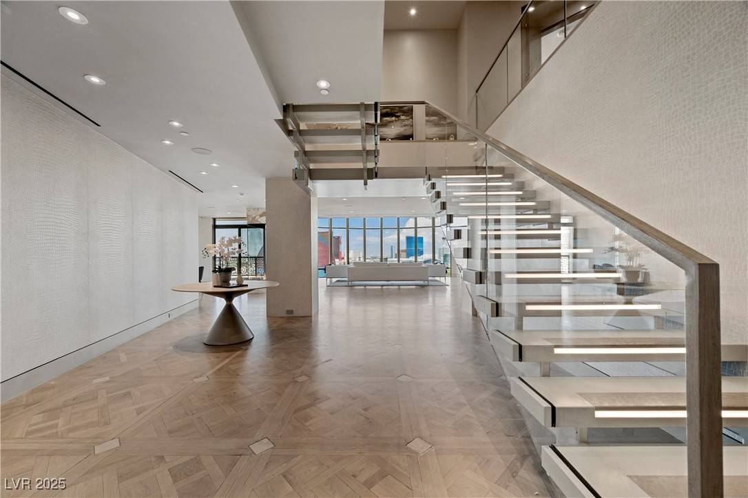 Las Vegas, NV 89169,1 Hughes Center DR #1901