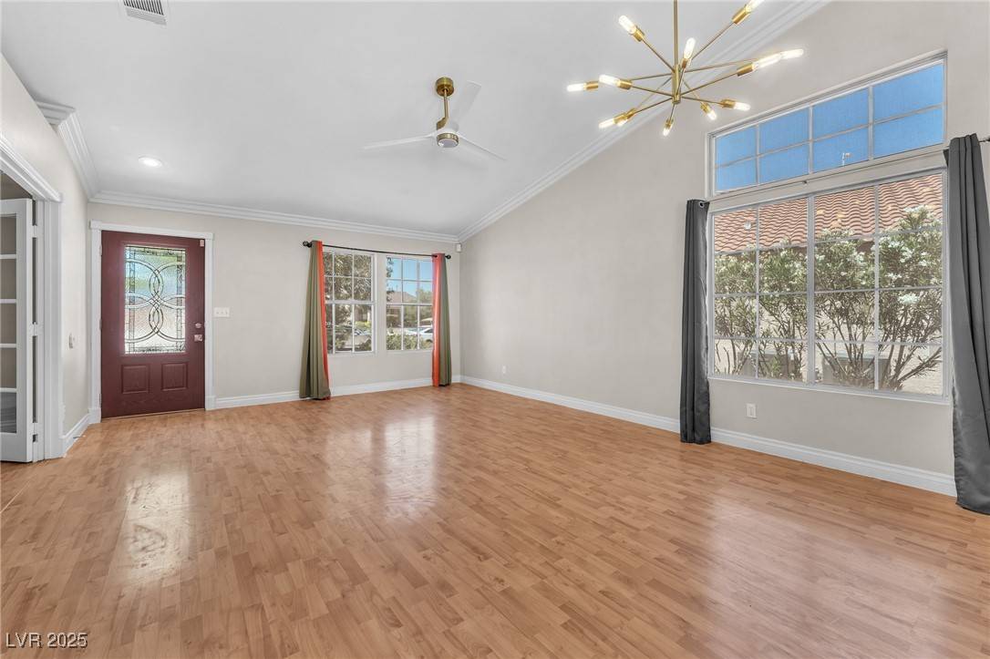 Henderson, NV 89015,1038 Beaver Crest TER