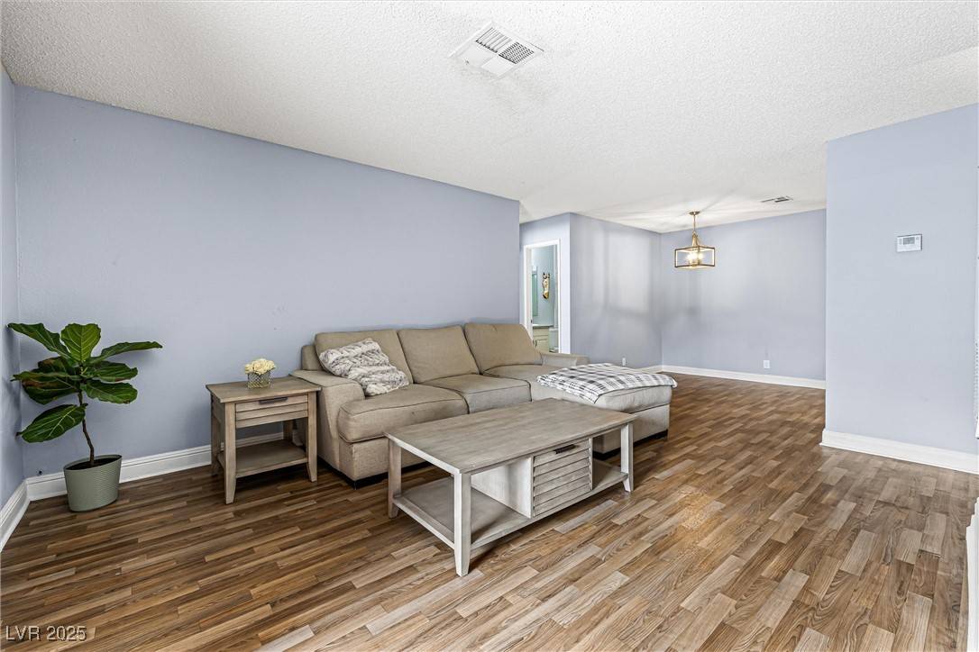 Las Vegas, NV 89128,3151 Soaring Gulls DR #1062