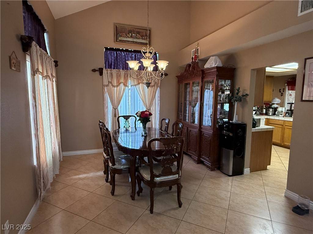 Las Vegas, NV 89130,5517 Rock Creek LN