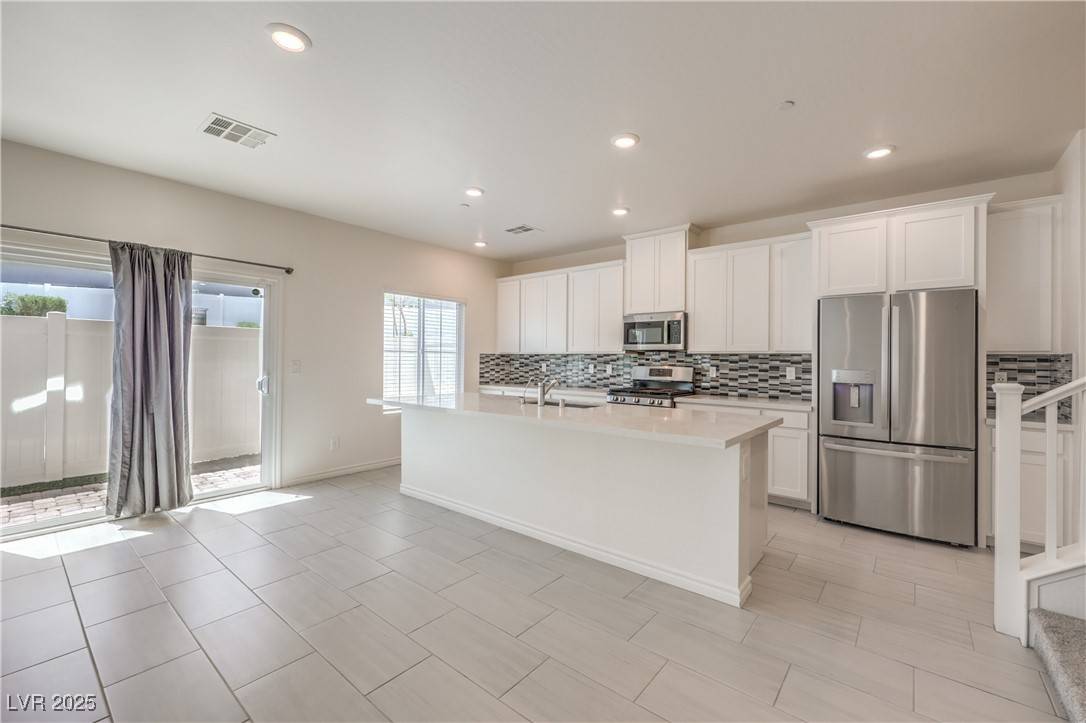 Henderson, NV 89011,219 Cordelia Cove AVE #513