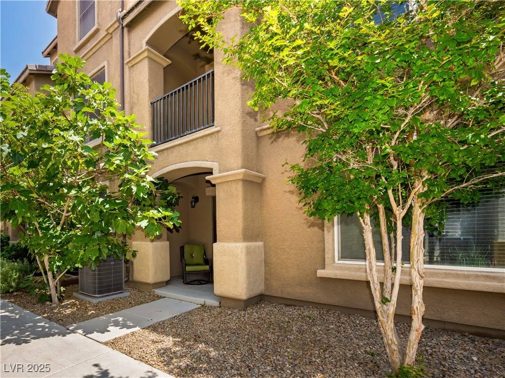 Las Vegas, NV 89115,4563 Townwall ST