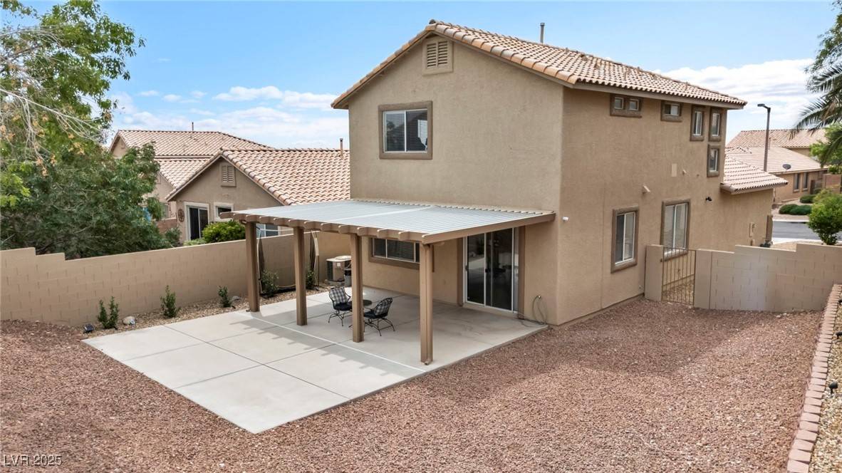 Las Vegas, NV 89144,10952 Napa Ridge DR