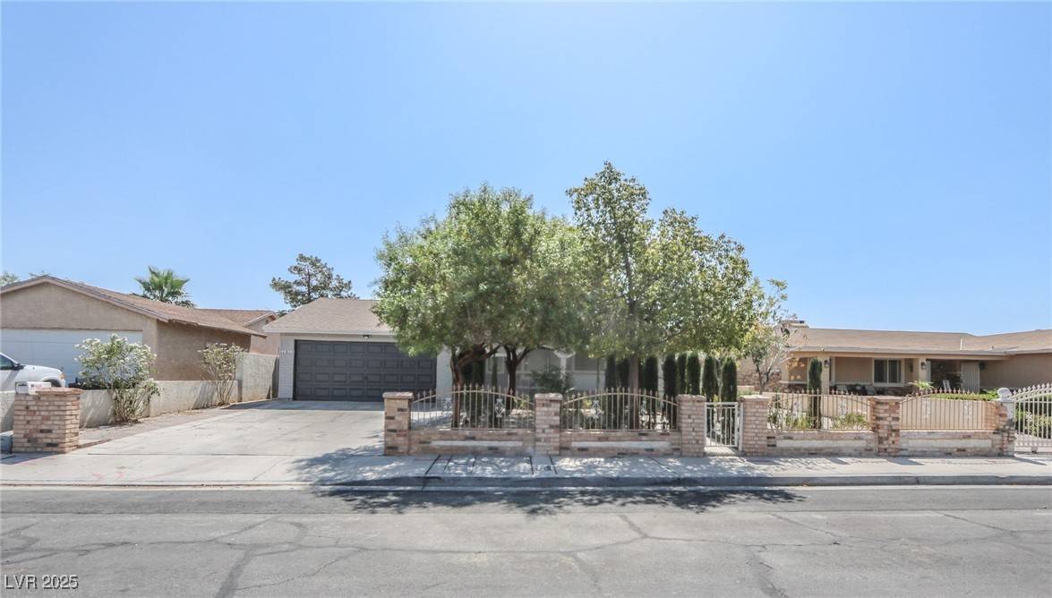 Las Vegas, NV 89110,1413 Culley ST