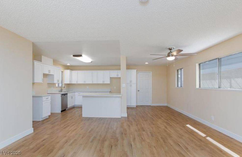 Las Vegas, NV 89107,6320 Shawnee AVE