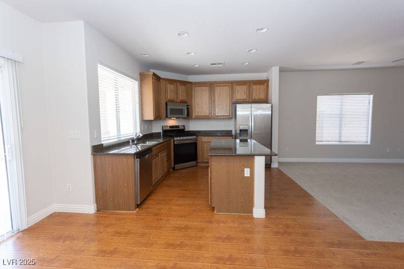 North Las Vegas, NV 89031,313 GEMSTONE HILL AVE