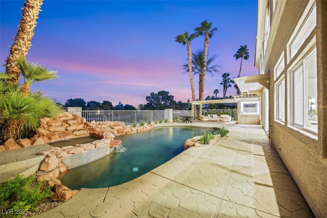Henderson, NV 89074,62 Incline Village CT