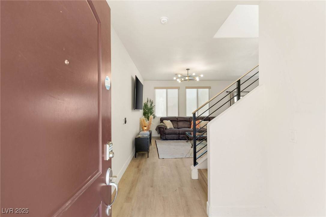 Las Vegas, NV 89148,6679 GENTLE CLOUD CT
