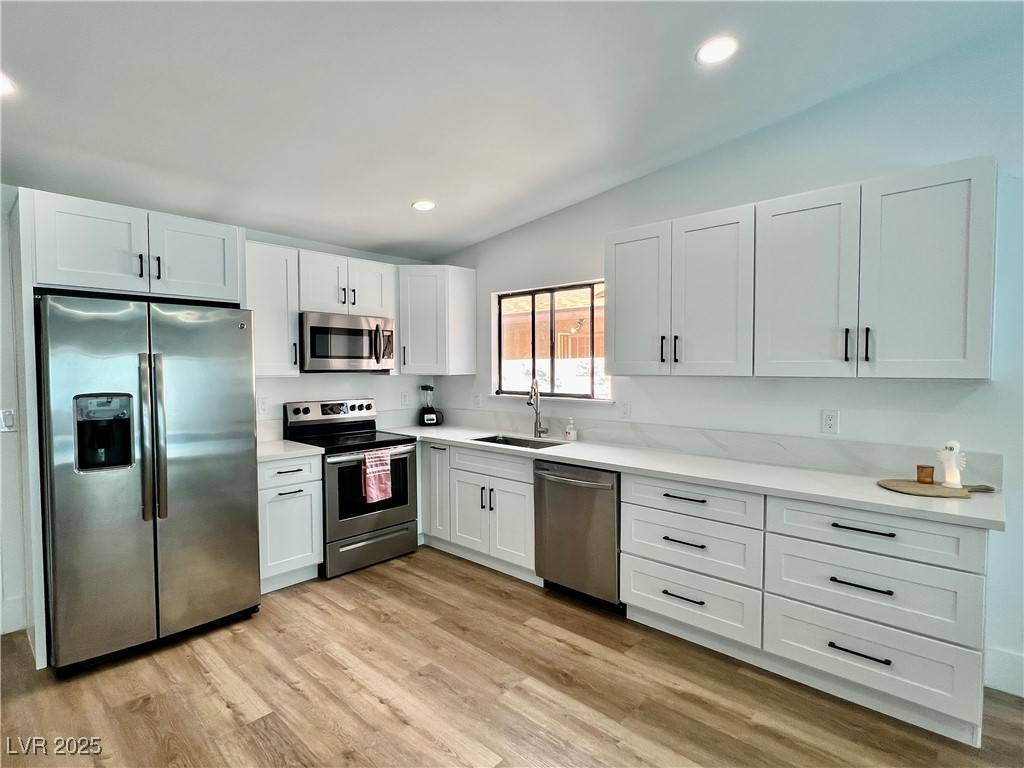 Las Vegas, NV 89103,6191 Bullion BLVD