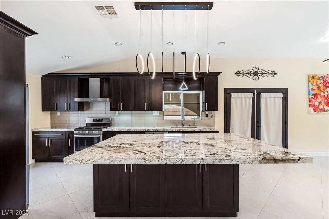 Las Vegas, NV 89147,8021 Yellow Daisy AVE
