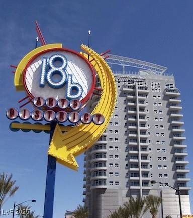 Las Vegas, NV 89101,200 HOOVER AVE #1212