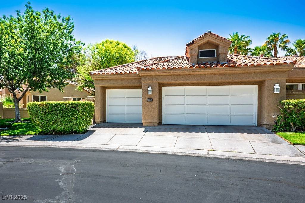 Las Vegas, NV 89113,8236 Round Hills CIR