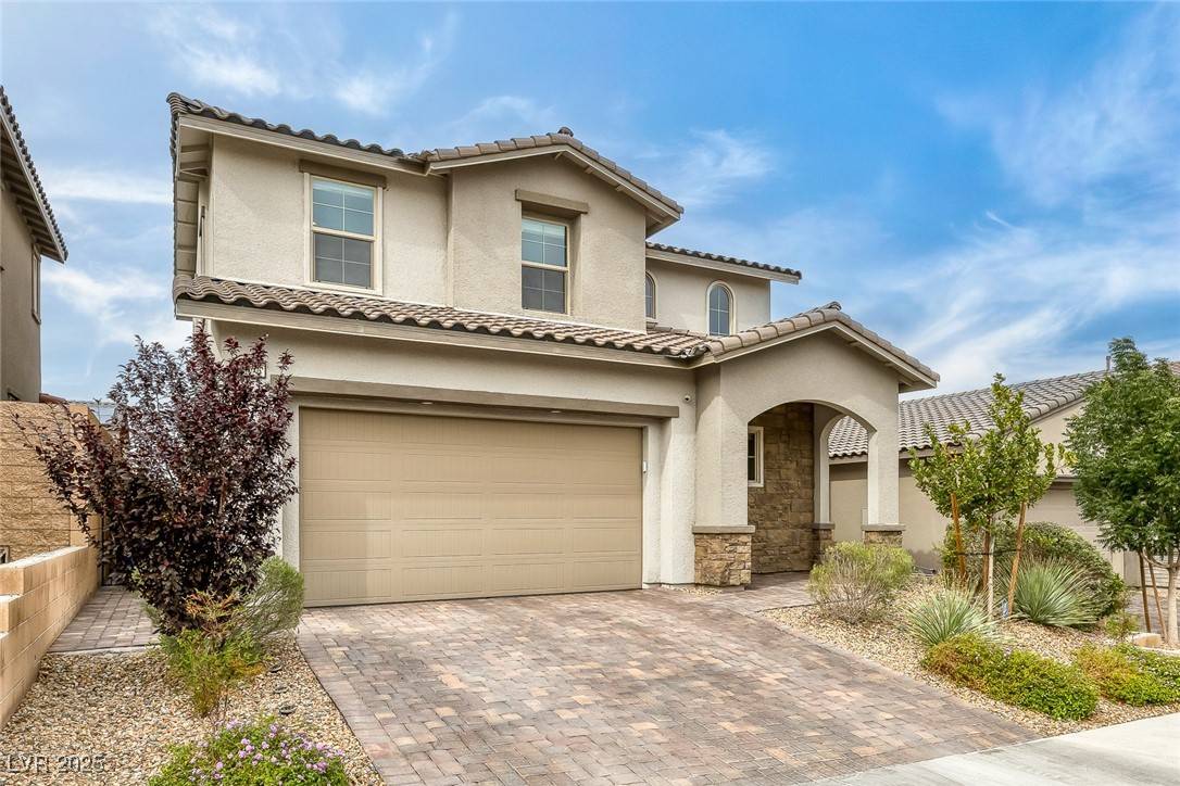 Las Vegas, NV 89166,9876 Heather Moore AVE