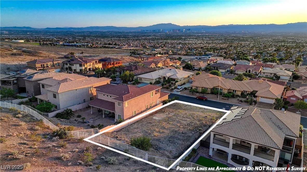 Las Vegas, NV 89156,1864 Claudine DR