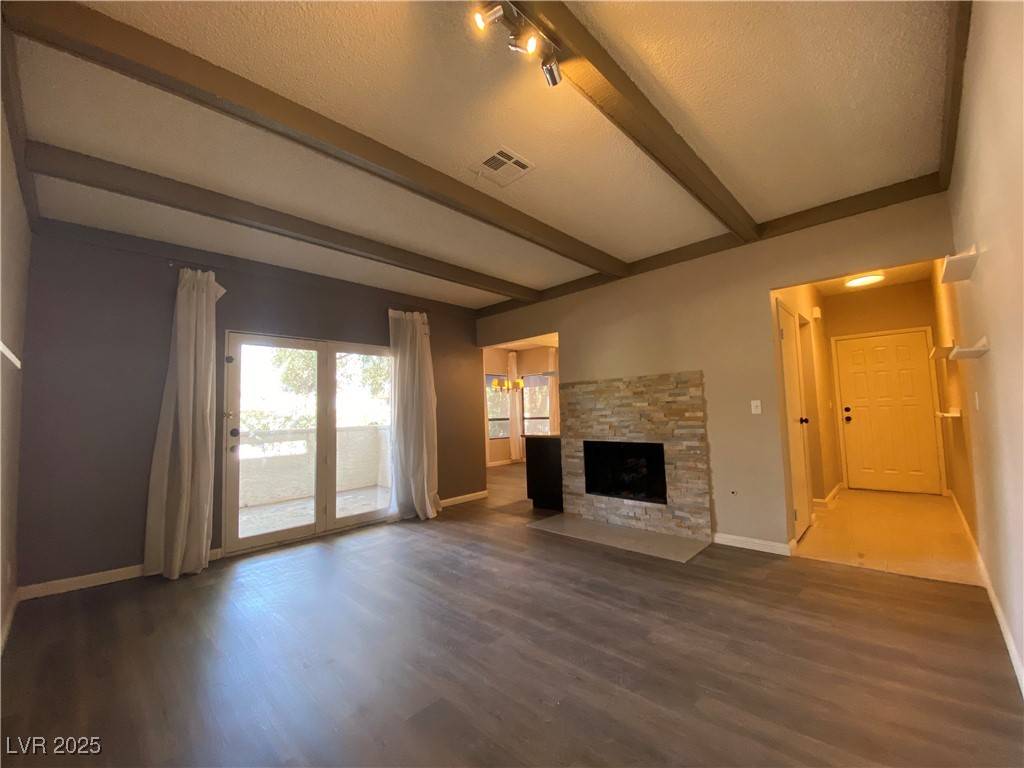 Las Vegas, NV 89146,2643 Red Rock ST #102