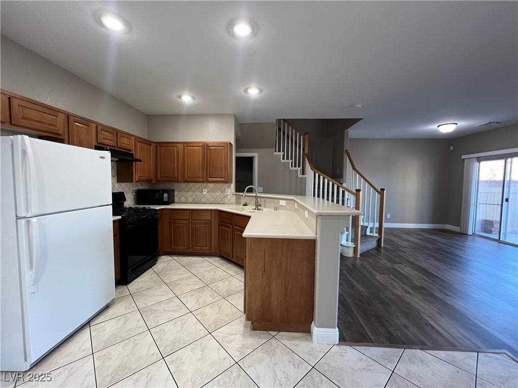 Henderson, NV 89002,1081 Pleasure LN #2