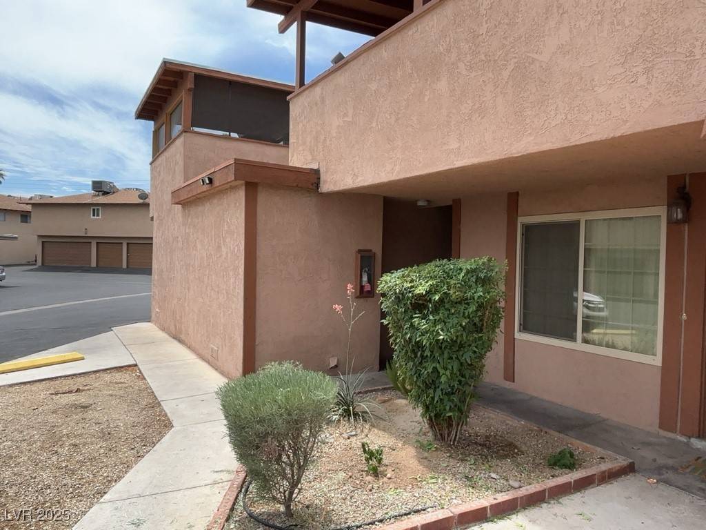 Las Vegas, NV 89121,2753 Kline CIR #4