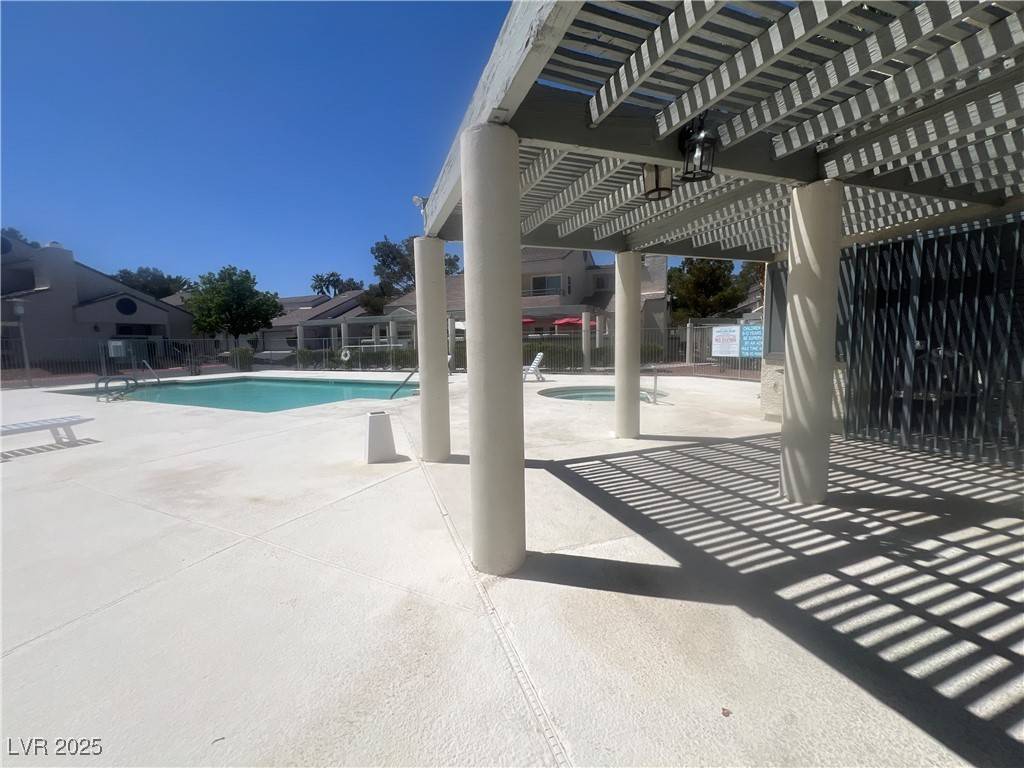 Las Vegas, NV 89117,8940 Clairton CT