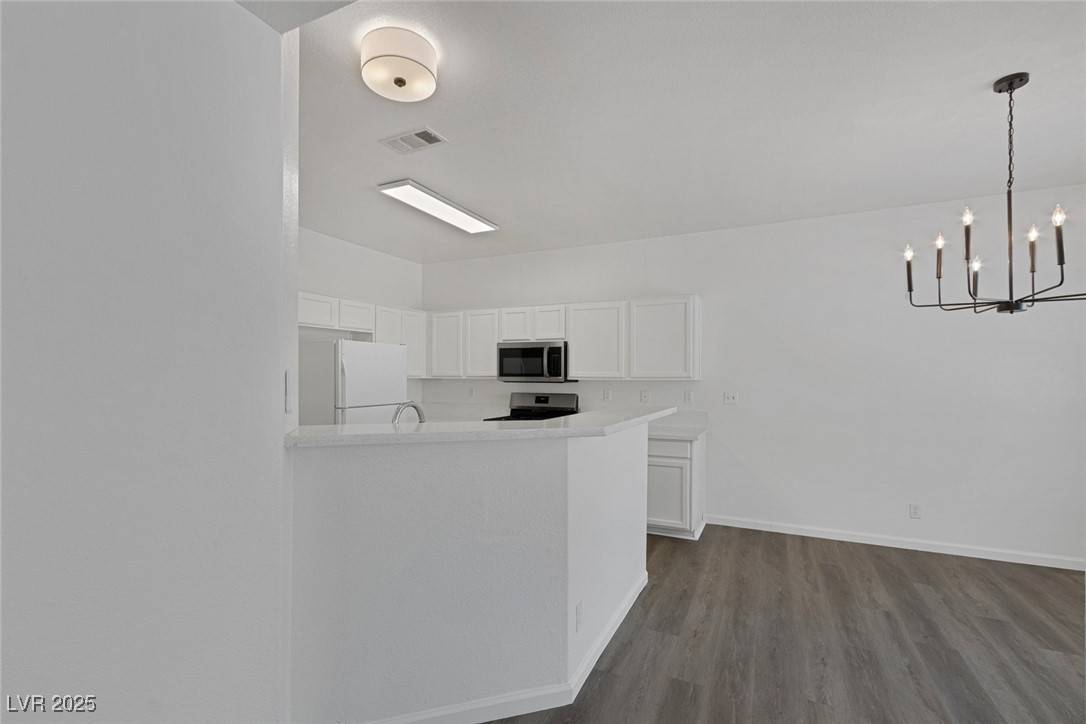 North Las Vegas, NV 89031,4807 LEADERSHIP CT