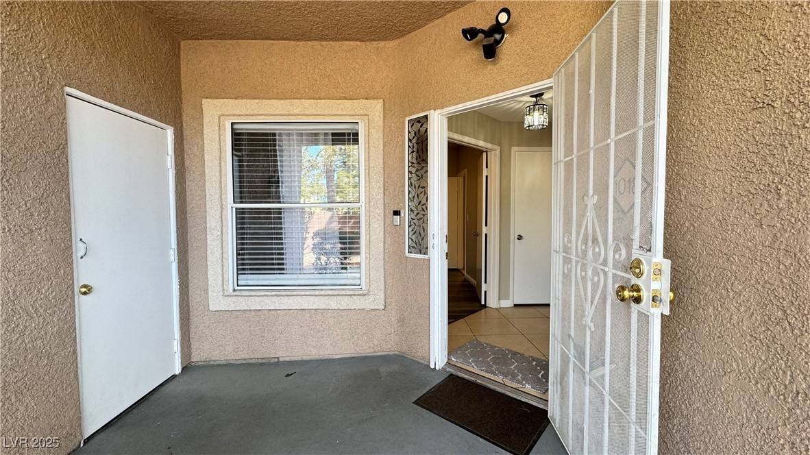 Las Vegas, NV 89118,5125 W Reno AVE #1018