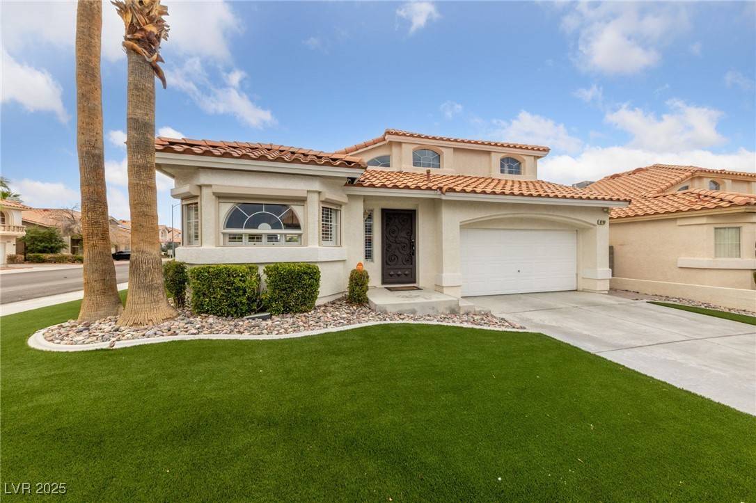 Las Vegas, NV 89129,8780 Autumn Wreath AVE