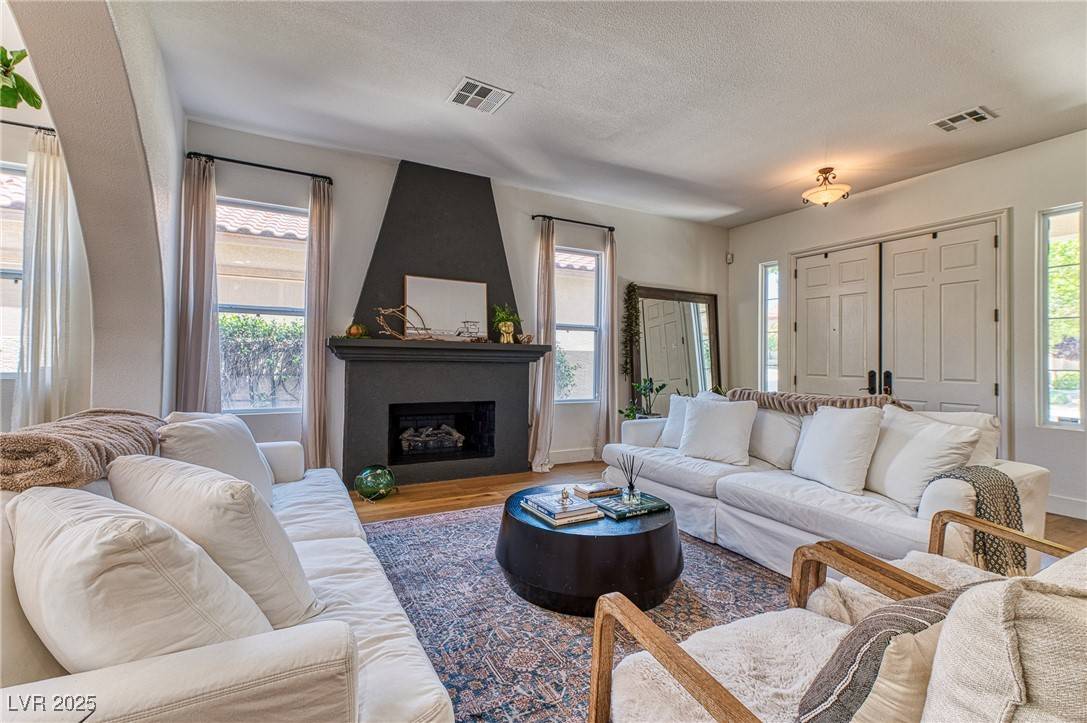 Henderson, NV 89052,1235 Panini DR