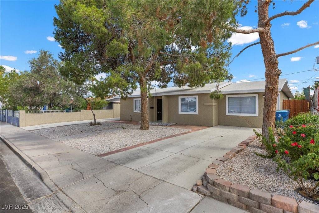 Las Vegas, NV 89101,2408 Berkley AVE