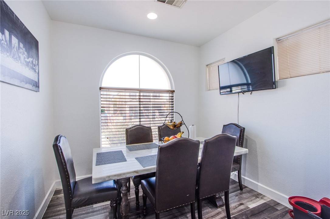 Las Vegas, NV 89115,4429 E Azure AVE