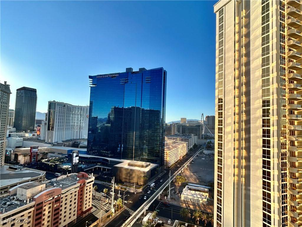 Las Vegas, NV 89109,135 E Harmon AVE #1403