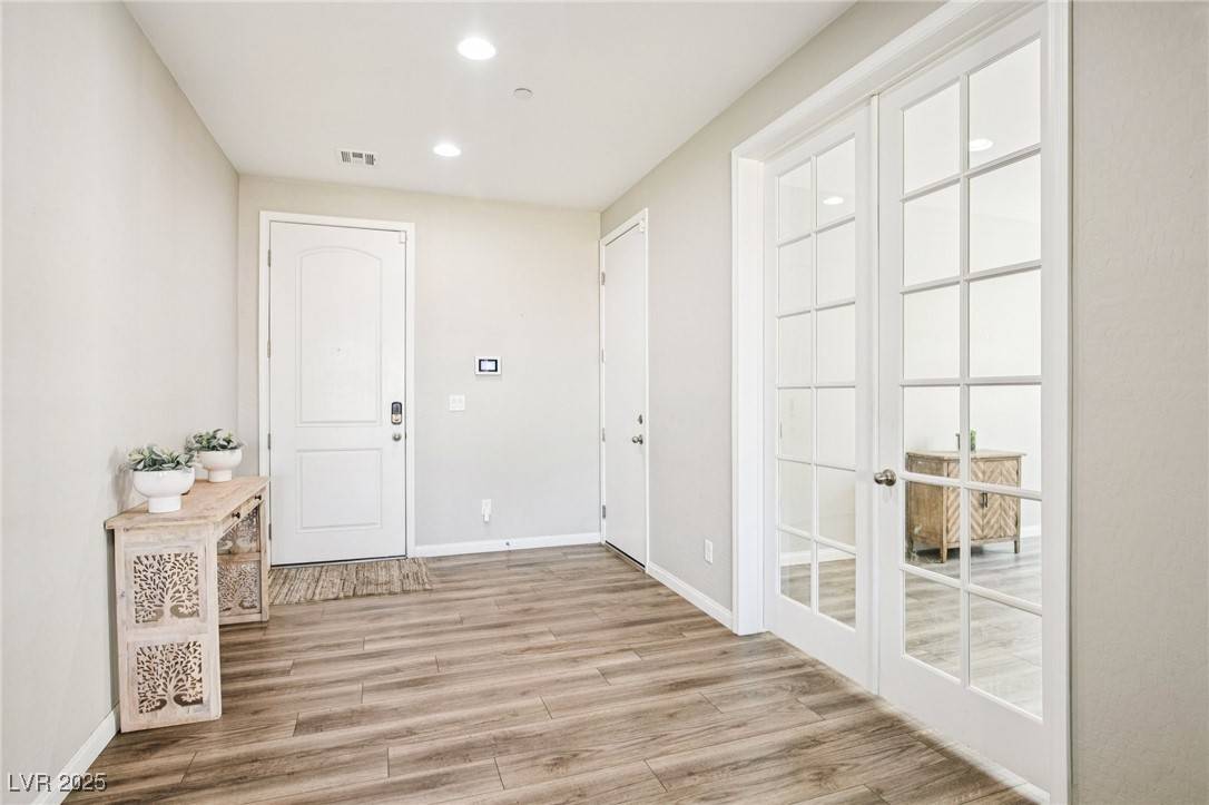 Henderson, NV 89011,172 Lunga AVE