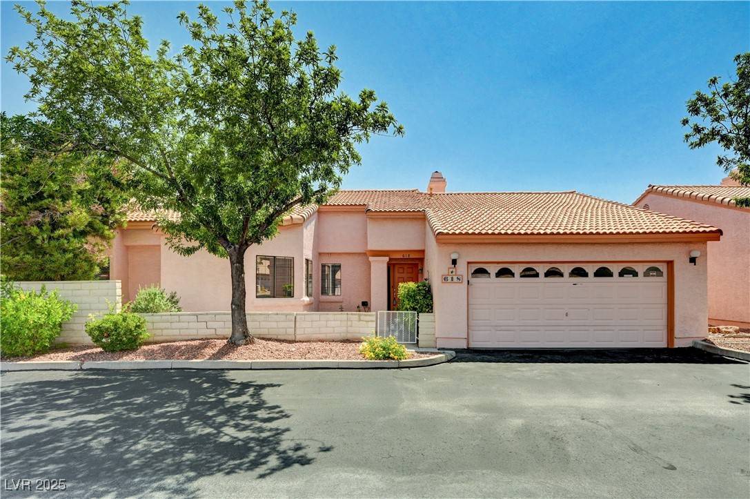 Henderson, NV 89014,618 Cervantes DR