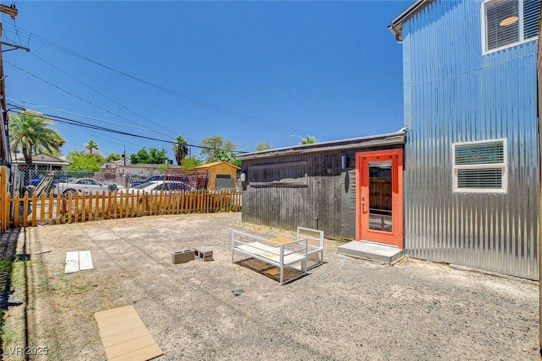 Las Vegas, NV 89101,1708 Cedar AVE