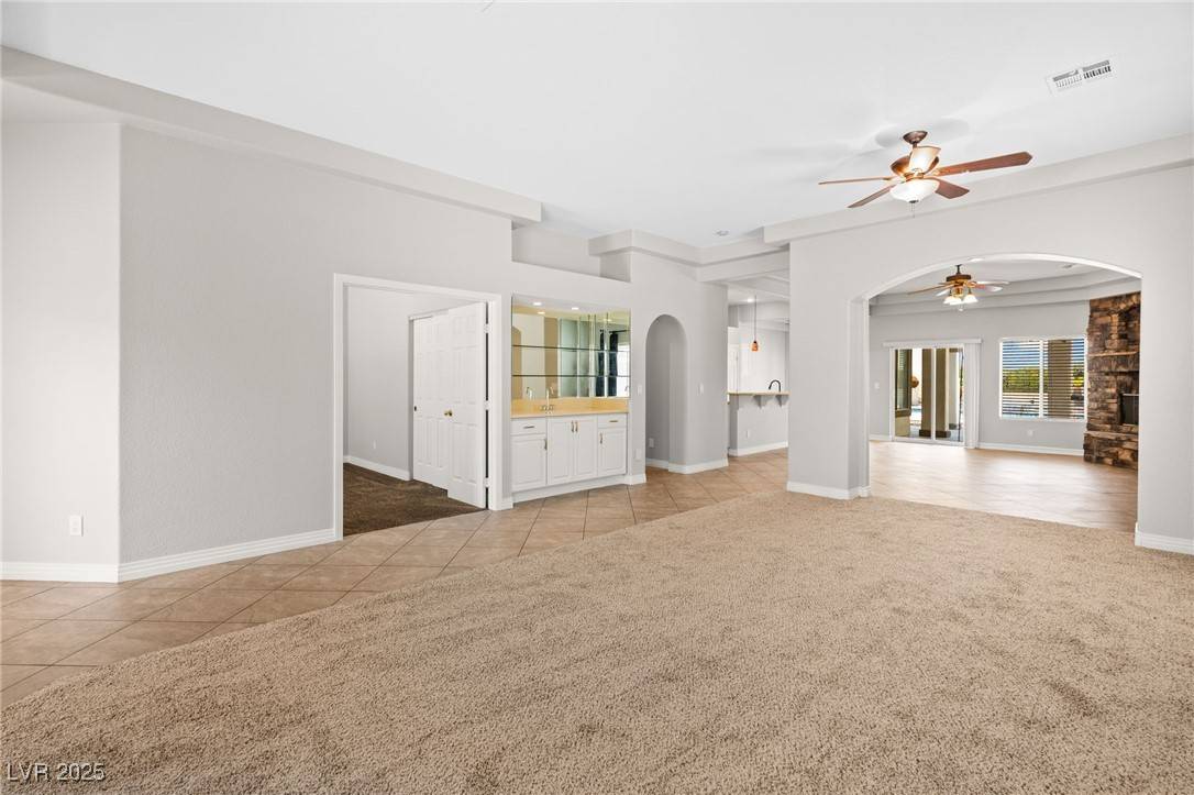 Las Vegas, NV 89149,7920 Aspect WAY