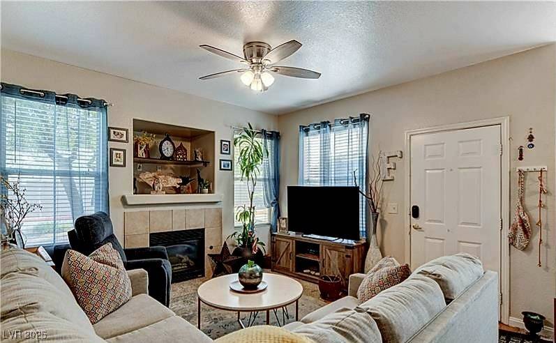 Las Vegas, NV 89147,9975 Peace WAY #1069