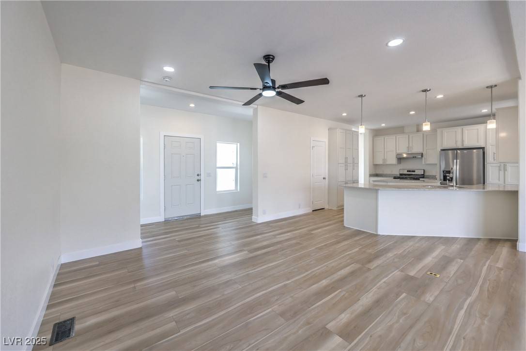 Pahrump, NV 89060,6810 Gahn DR